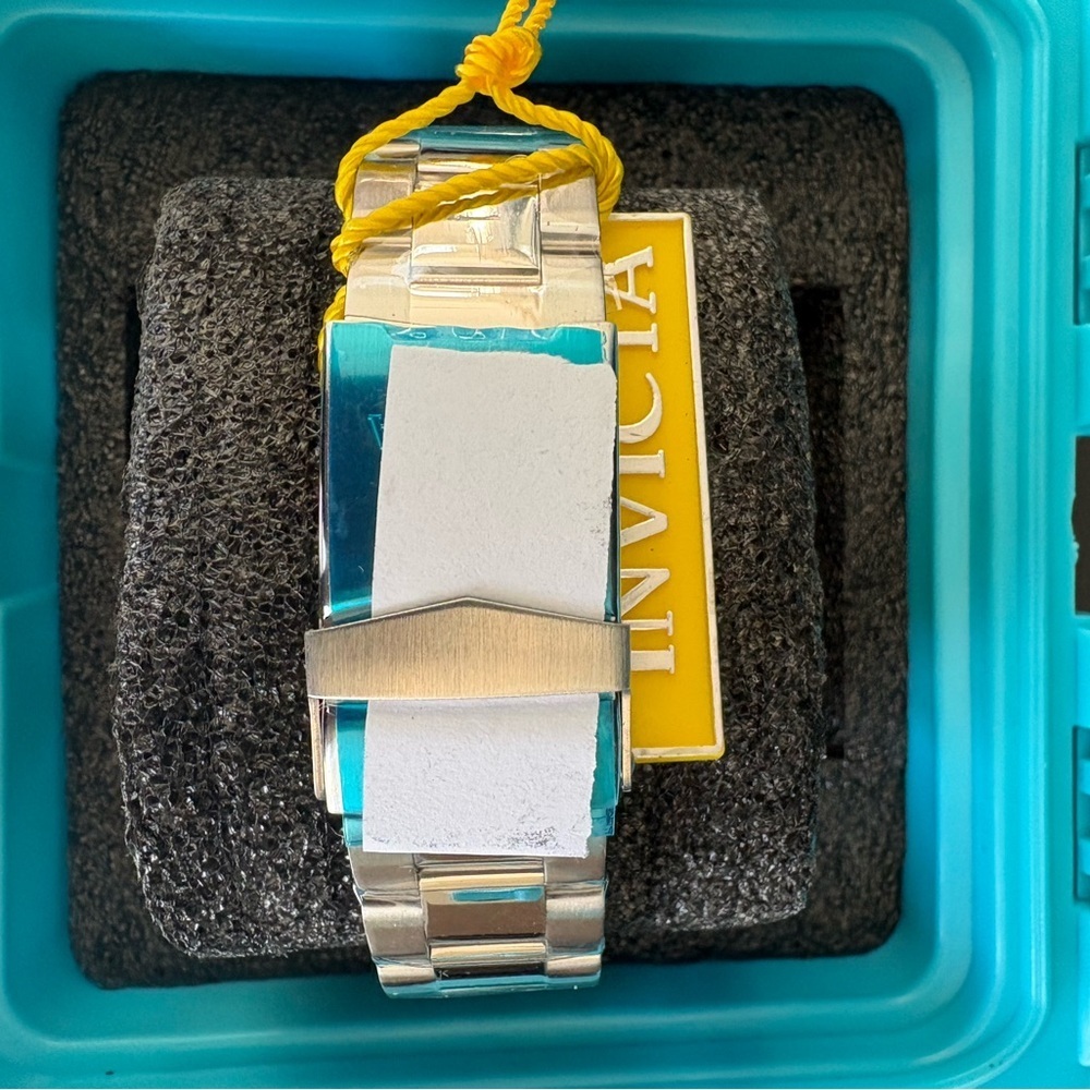 Invicta Pro Diver Men's Watch - 40mm, Steel (26971) in Hard Case - Picture 8 of 9